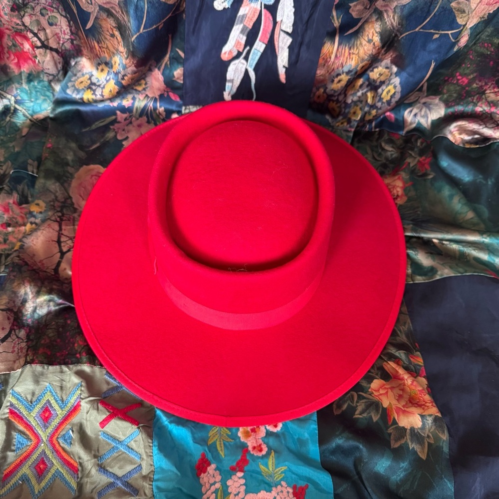Chic Scarlet Women's Hat